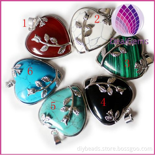 32x35mm natrual heart agate quartz pendant